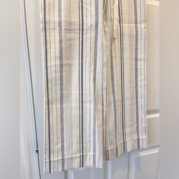 BCBGMaxAzria Pants - Picture 2 of 7